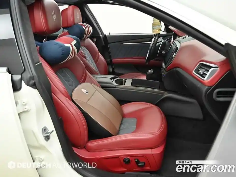Maserati Ghibli 2018 3.0 гидро, фото 10