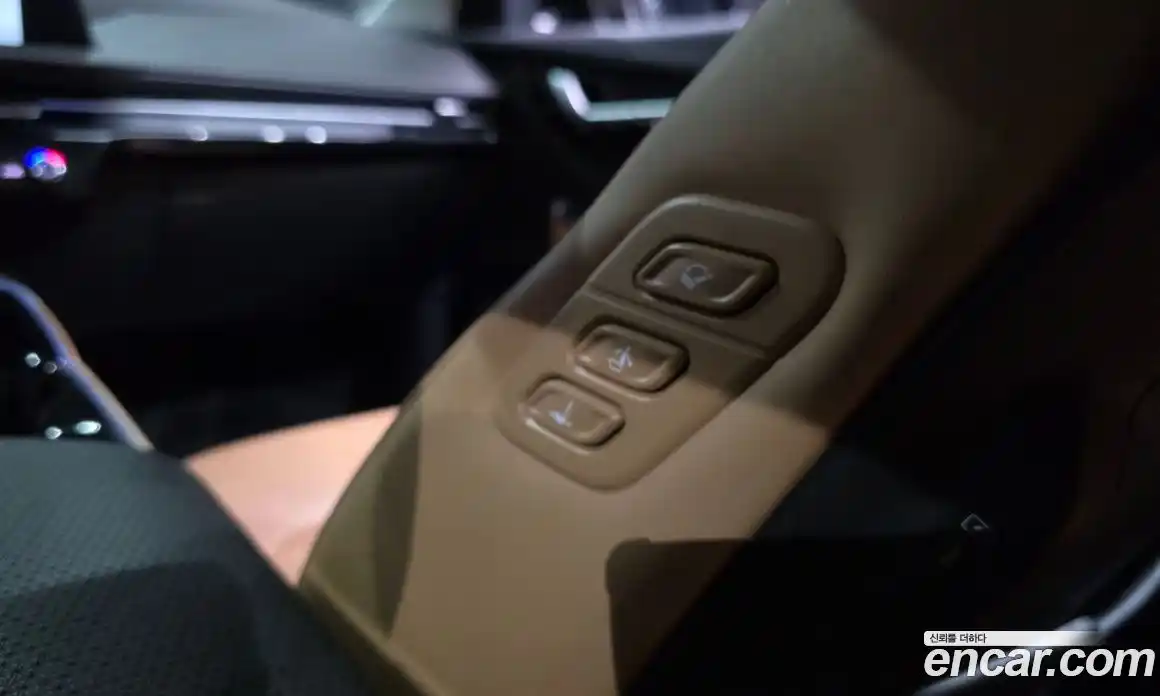 Kia EV6 2023 0.1 гидро, фото 31