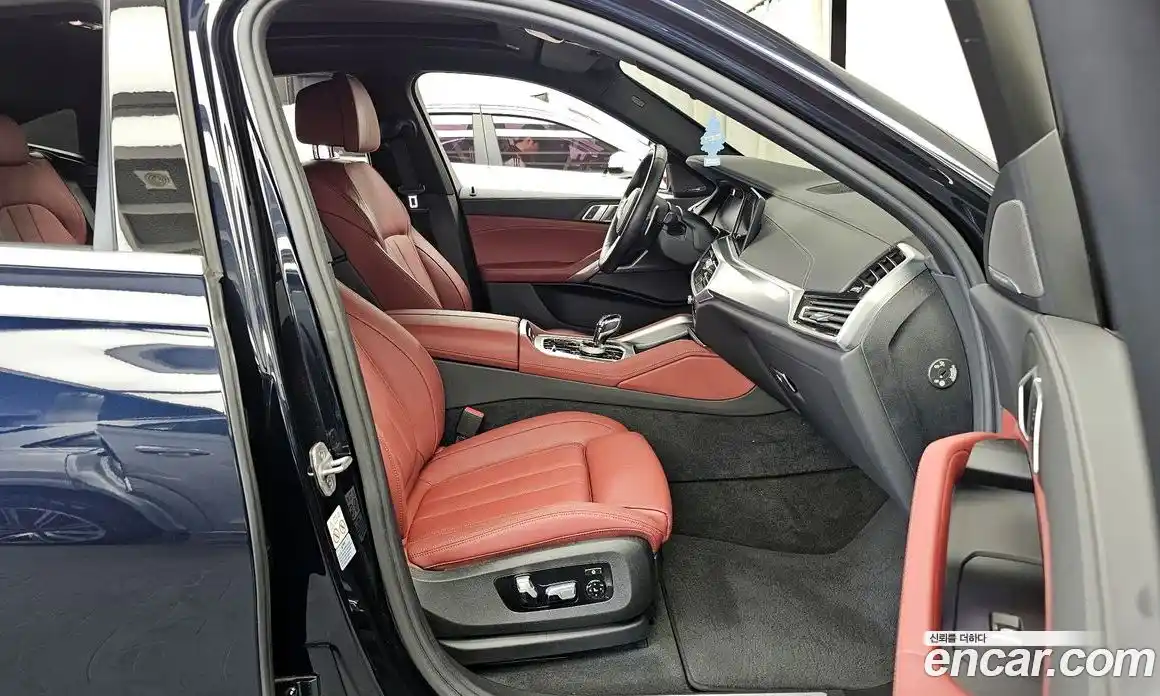 BMW X6 2021 3.0 автомат (гидро), фото 12