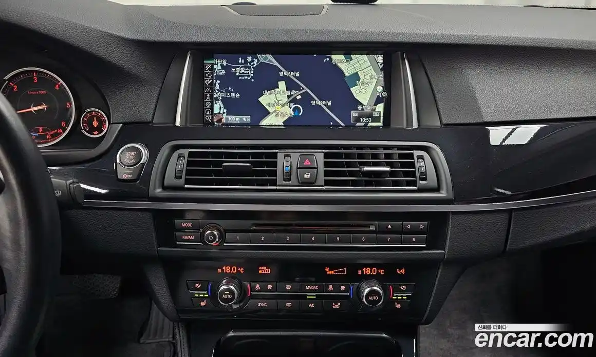 BMW 5-Series 2016 3.0 гидро, фото 15