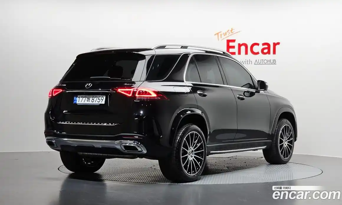 Mercedes-Benz GLE-Class 2023 3.0 автомат (гидро), фото 2