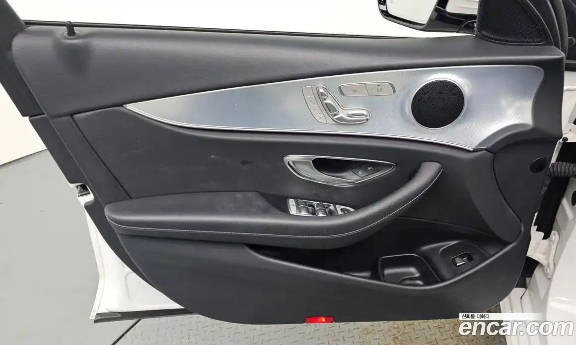 Mercedes-Benz E-Class 2020 2.0 автомат (гидро), фото 14