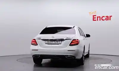 Mercedes-Benz E-Class 2020 2.0 автомат (гидро), миниатюра 4