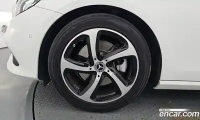 Mercedes-Benz E-Class 2020 2.0 автомат (гидро), миниатюра 5