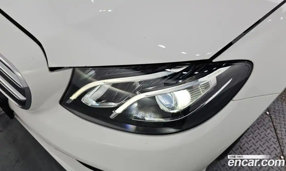 Mercedes-Benz E-Class 2020 2.0 автомат (гидро), фото 8
