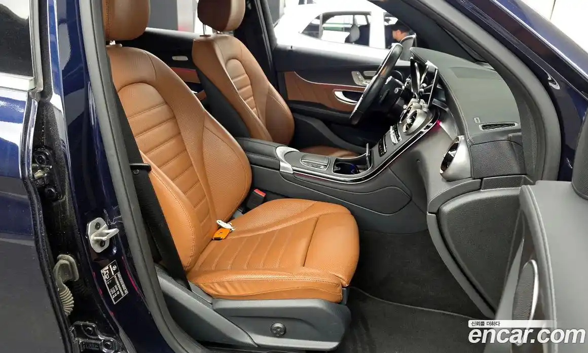 Mercedes-Benz GLC-Class 2022 2.0 автомат (гидро), фото 11