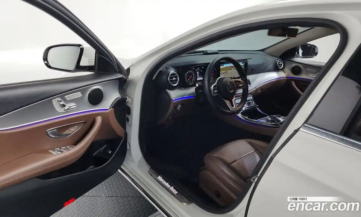Mercedes-Benz E-Class 2018 2.0 автомат (гидро), фото 13