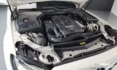 Mercedes-Benz E-Class 2018 2.0 автомат (гидро), миниатюра 6