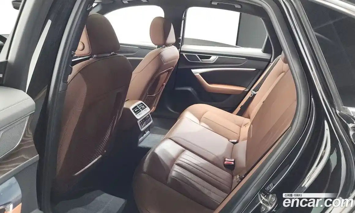 Audi A6 2021 2.0 автомат (гидро), фото 11