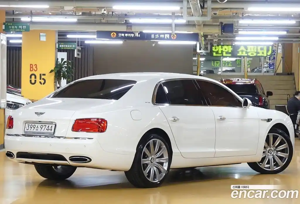 Bentley Flying Spur 2016 6.0 гидро, фото 3