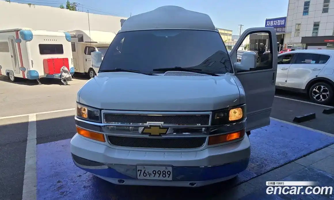 Chevrolet Express Van 2009 6.0 автомат (гидро), фото 2