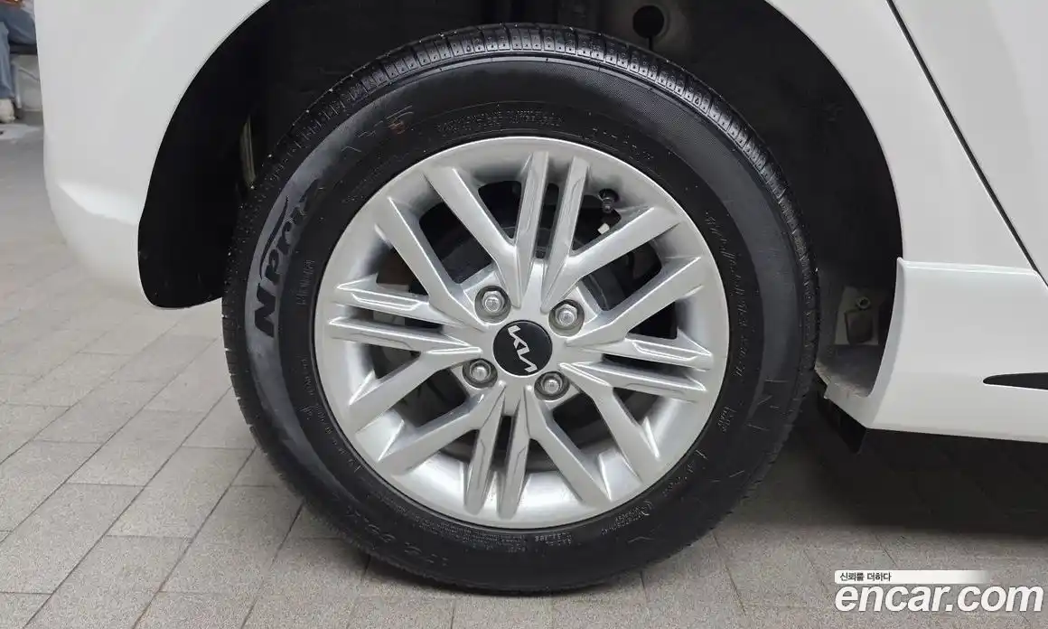 Kia Morning 2023 1.0 гидро, фото 5