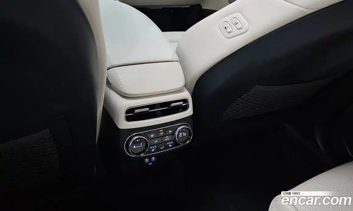 Genesis GV70 2022 0.1 гидро, фото 20
