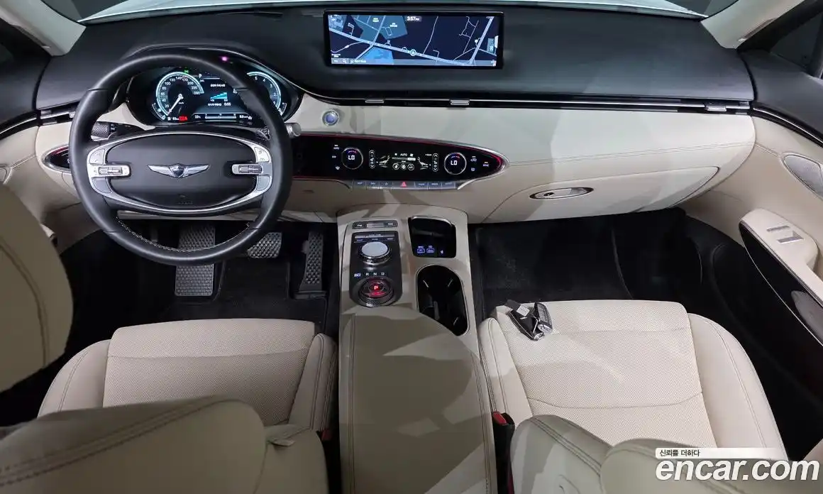 Genesis GV70 2022 2.5 гидро, фото 1