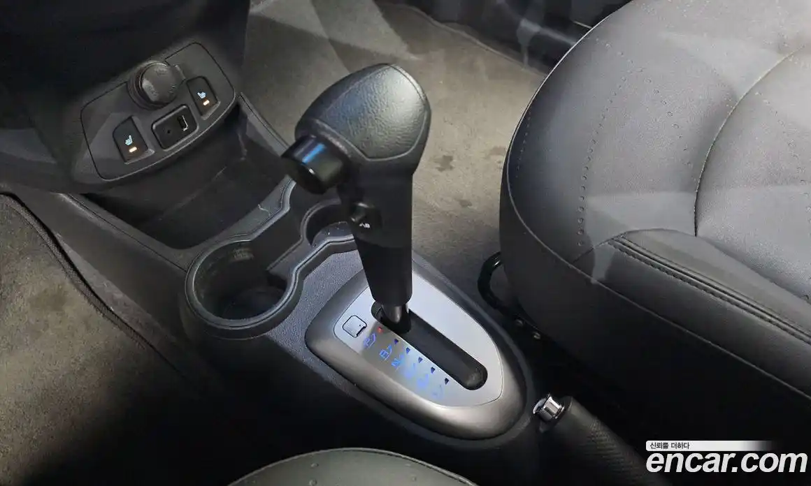 Chevrolet Spark 2013 1.0 автомат (гидро), фото 12
