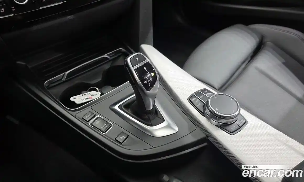 BMW 3 серия 2018 2.0 автомат (гидро), фото 12