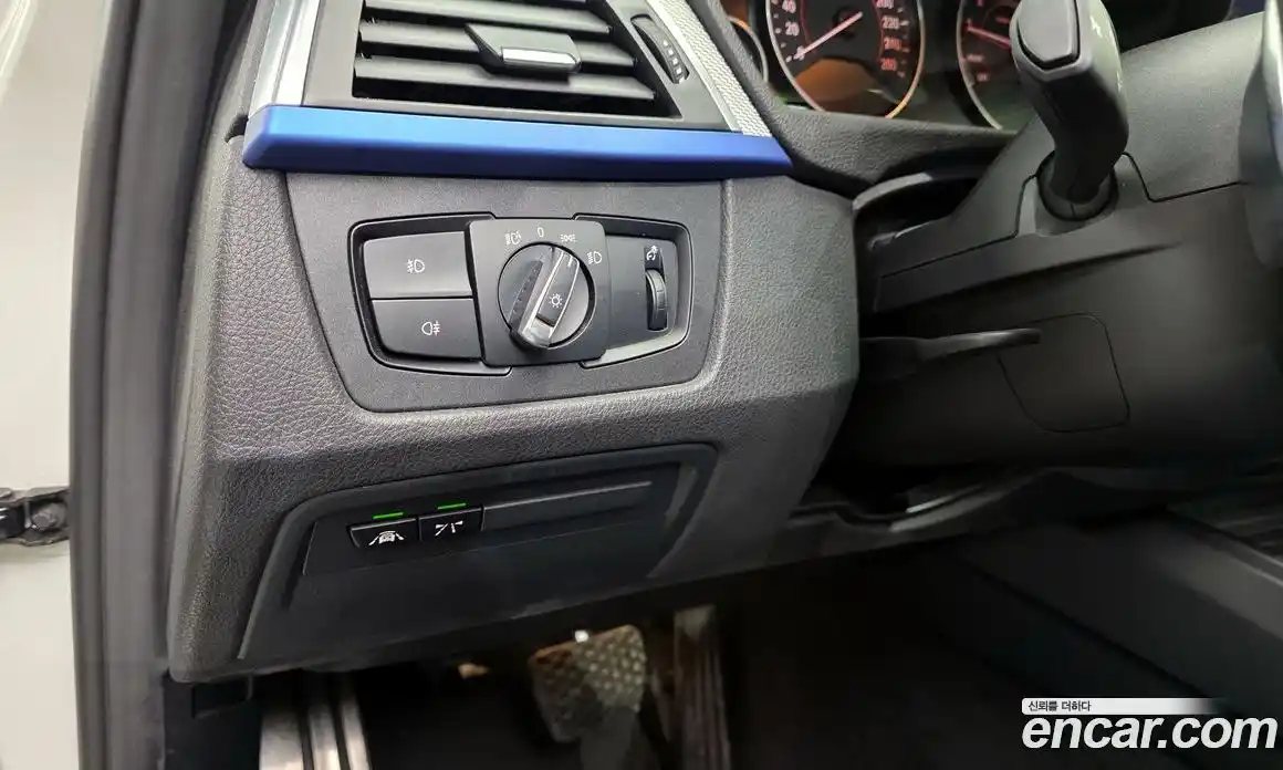 BMW 3 серия 2018 2.0 автомат (гидро), фото 22