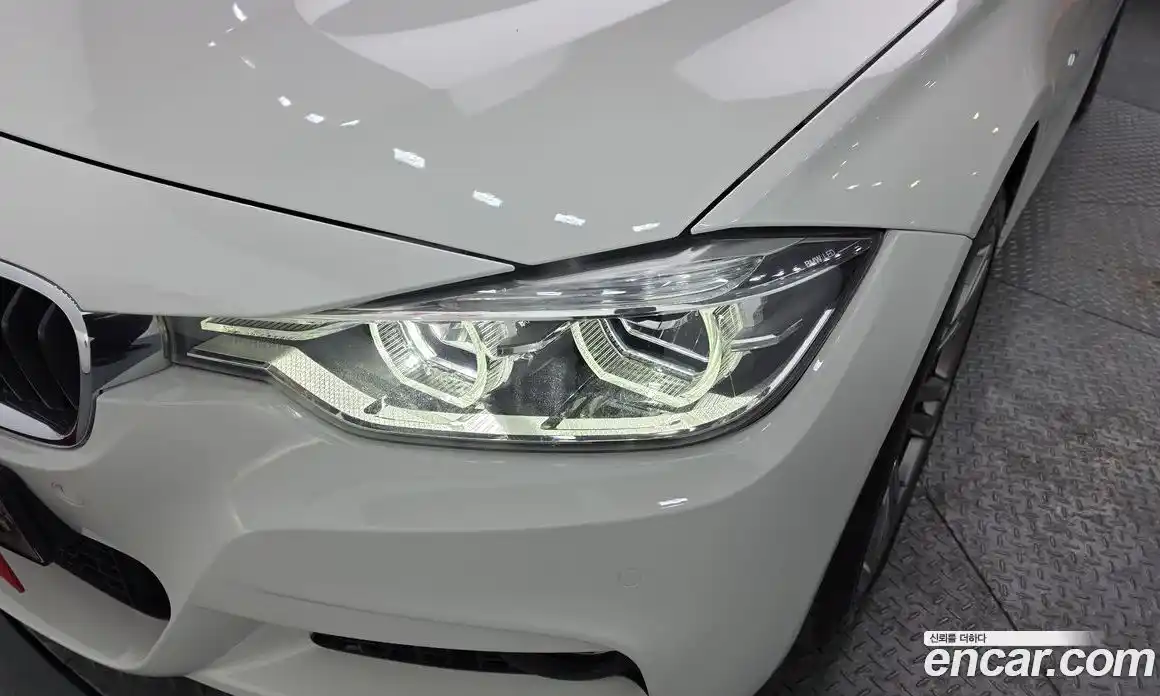 BMW 3 серия 2018 2.0 автомат (гидро), фото 8