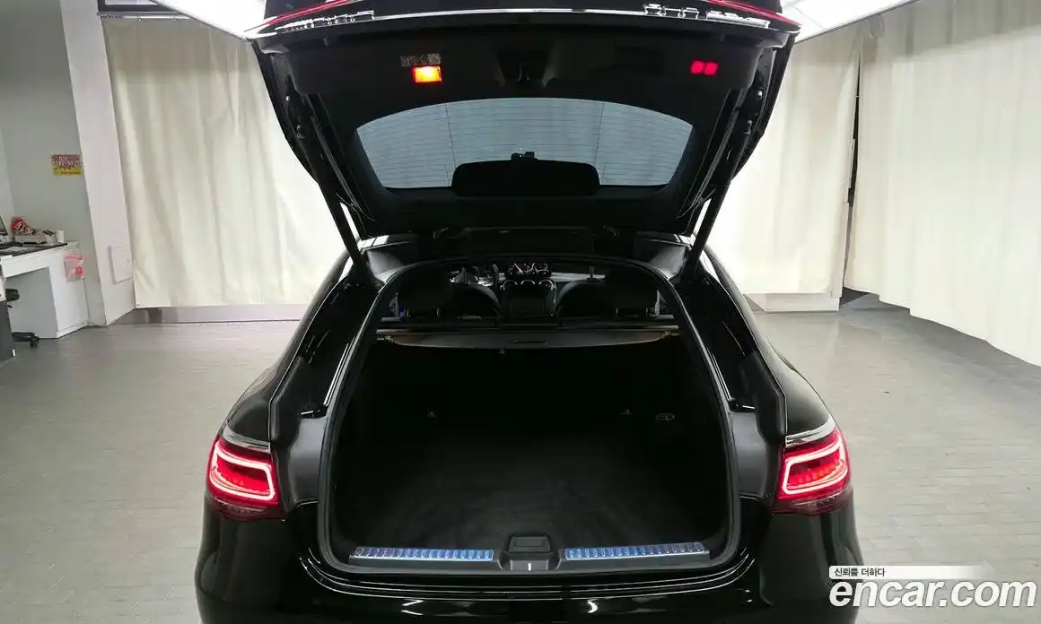 Mercedes-Benz GLC-Class 2023 4.0 гидро, фото 17