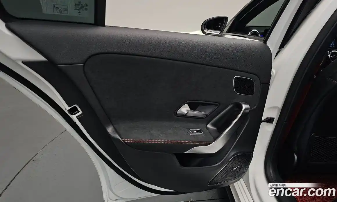 Mercedes-Benz A-Class 2025 2.0 гидро, фото 14