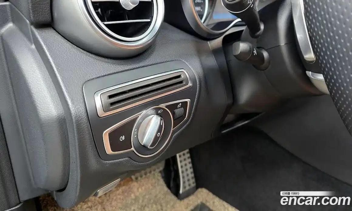 Mercedes-Benz C-Class 2019 2.0 гидро, фото 24