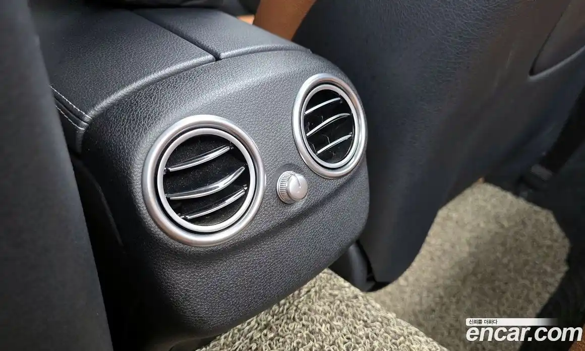 Mercedes-Benz C-Class 2019 2.0 гидро, фото 30