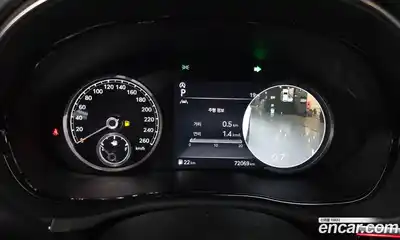 Genesis GV70 2022 2.5 гидро, миниатюра 11