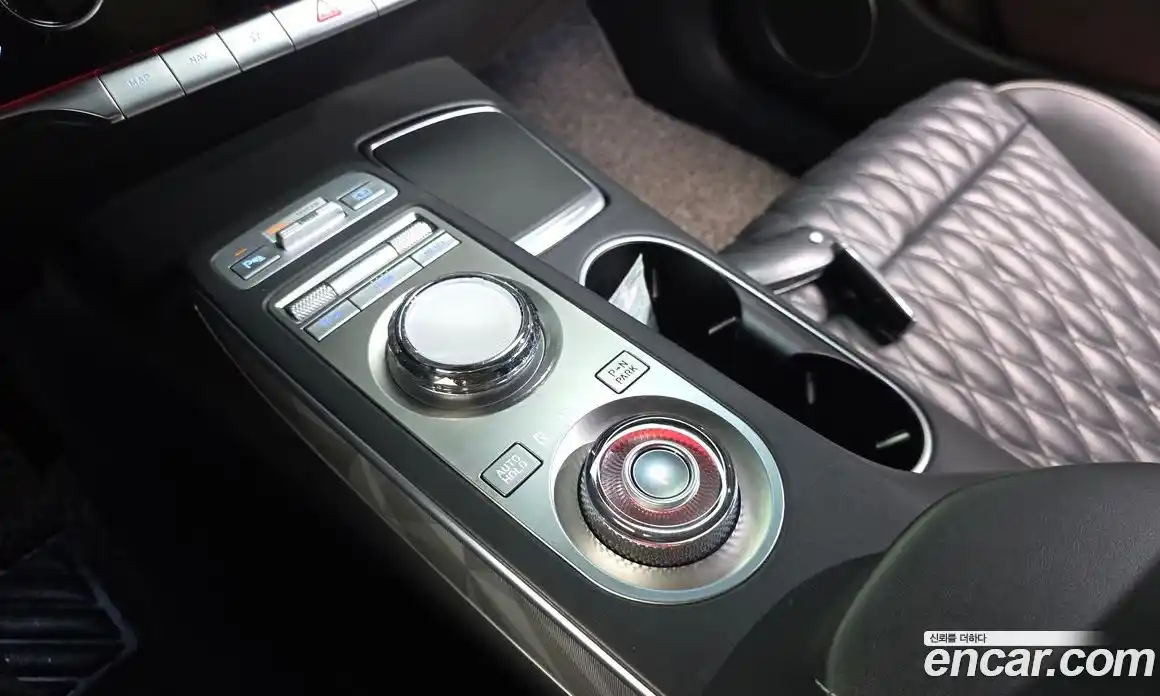 Genesis GV70 2022 2.5 гидро, фото 12