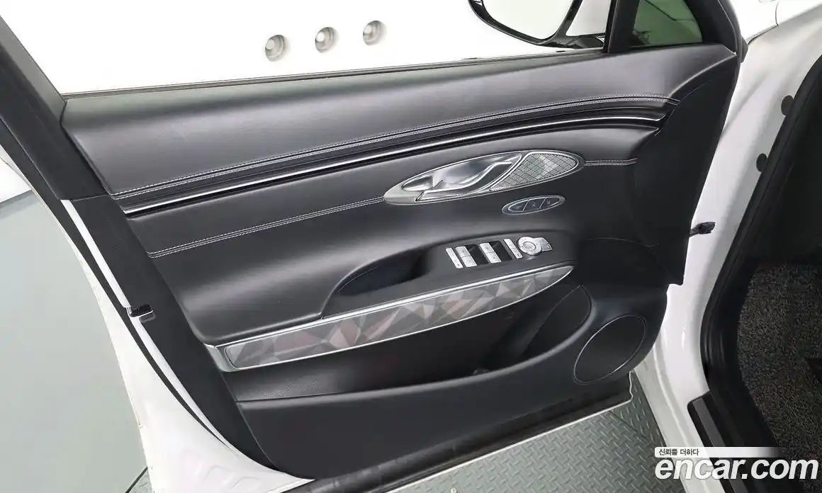 Genesis GV70 2022 2.5 гидро, фото 14