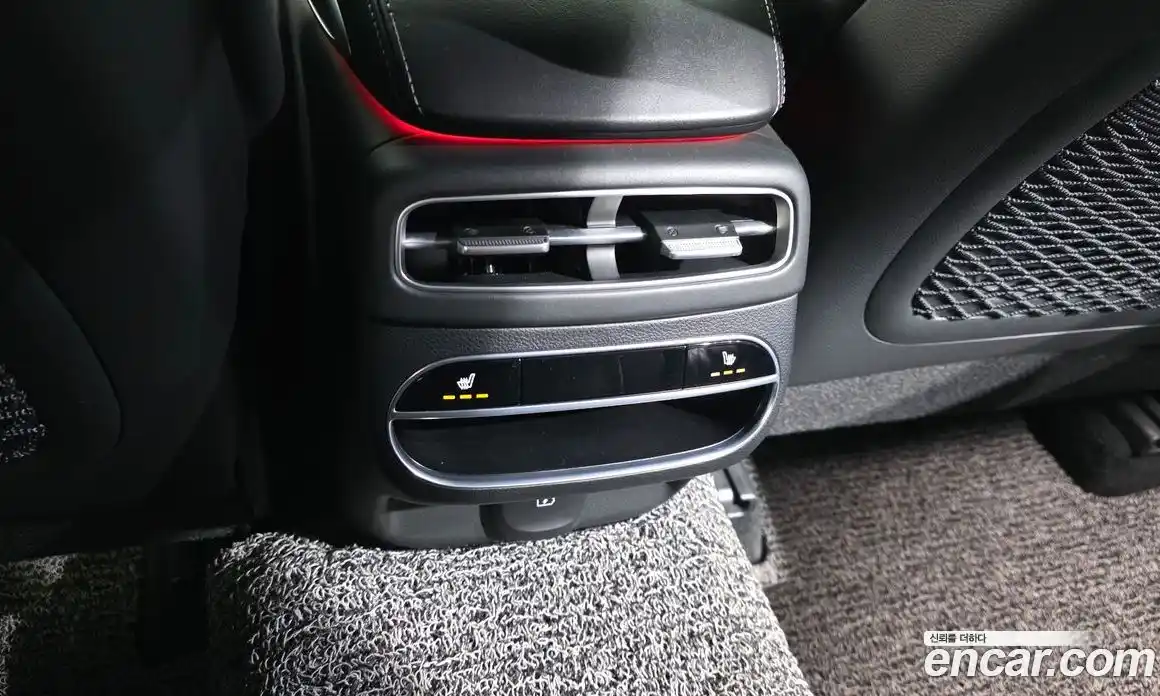 Genesis GV70 2022 2.5 гидро, фото 25