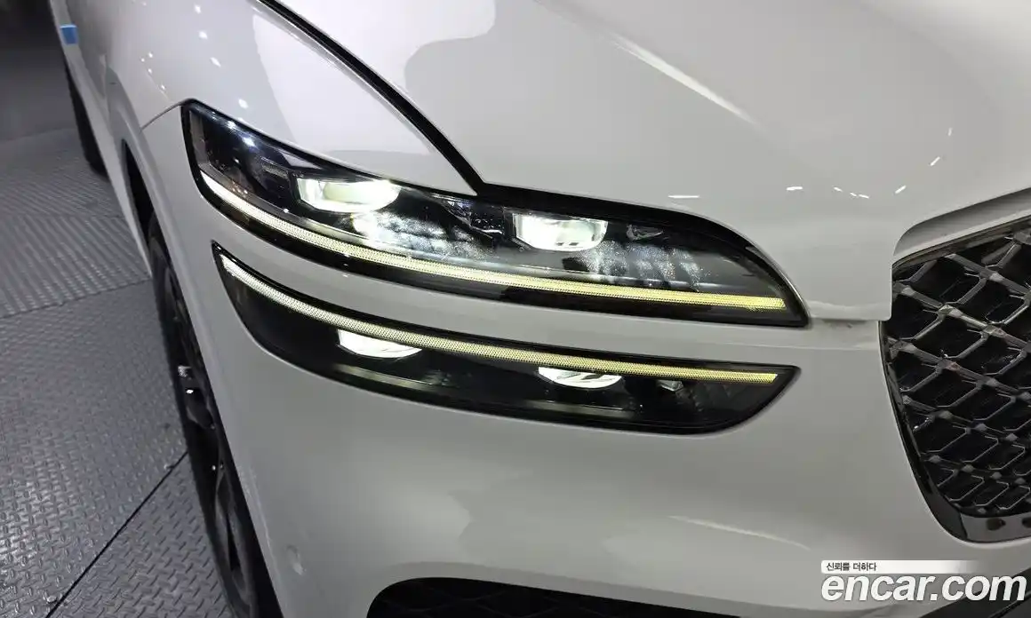 Genesis GV70 2022 2.5 гидро, фото 8