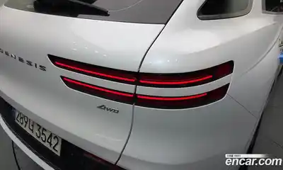 Genesis GV70 2022 2.5 гидро, миниатюра 9