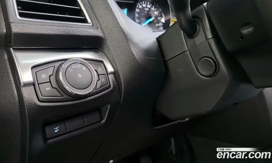 Ford Explorer 2018 2.3 автомат (гидро), фото 25