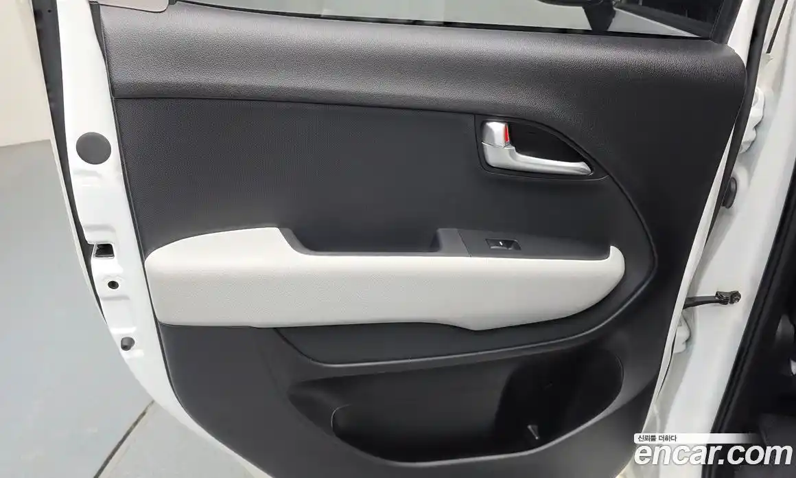 Kia Ray 2023 1.0 гидро, фото 15