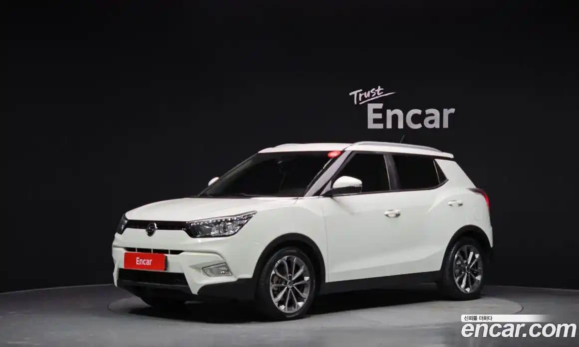 SsangYong TIBOLI 2017 1.6 автомат (гидро), фото 1
