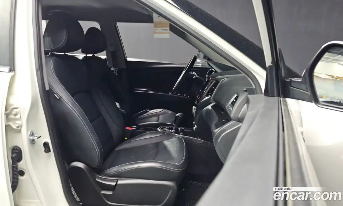 SsangYong TIBOLI 2017 1.6 автомат (гидро), фото 11