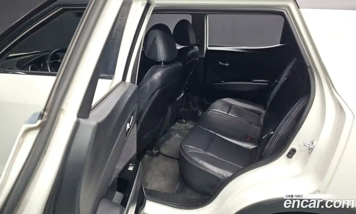 SsangYong TIBOLI 2017 1.6 автомат (гидро), фото 13