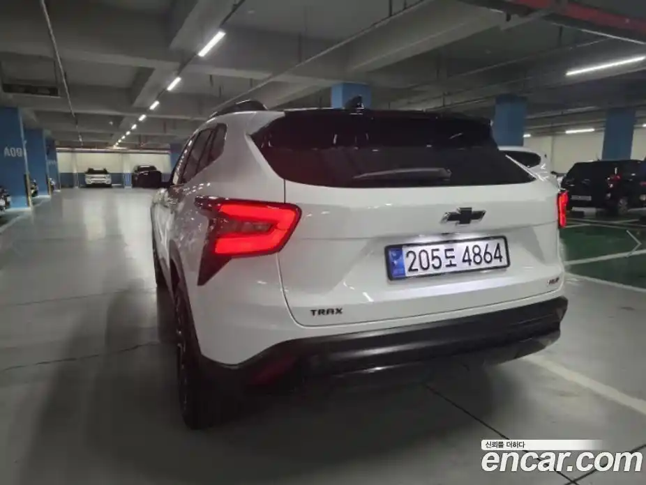 Chevrolet Trax 2024 1.2 гидро, фото 3