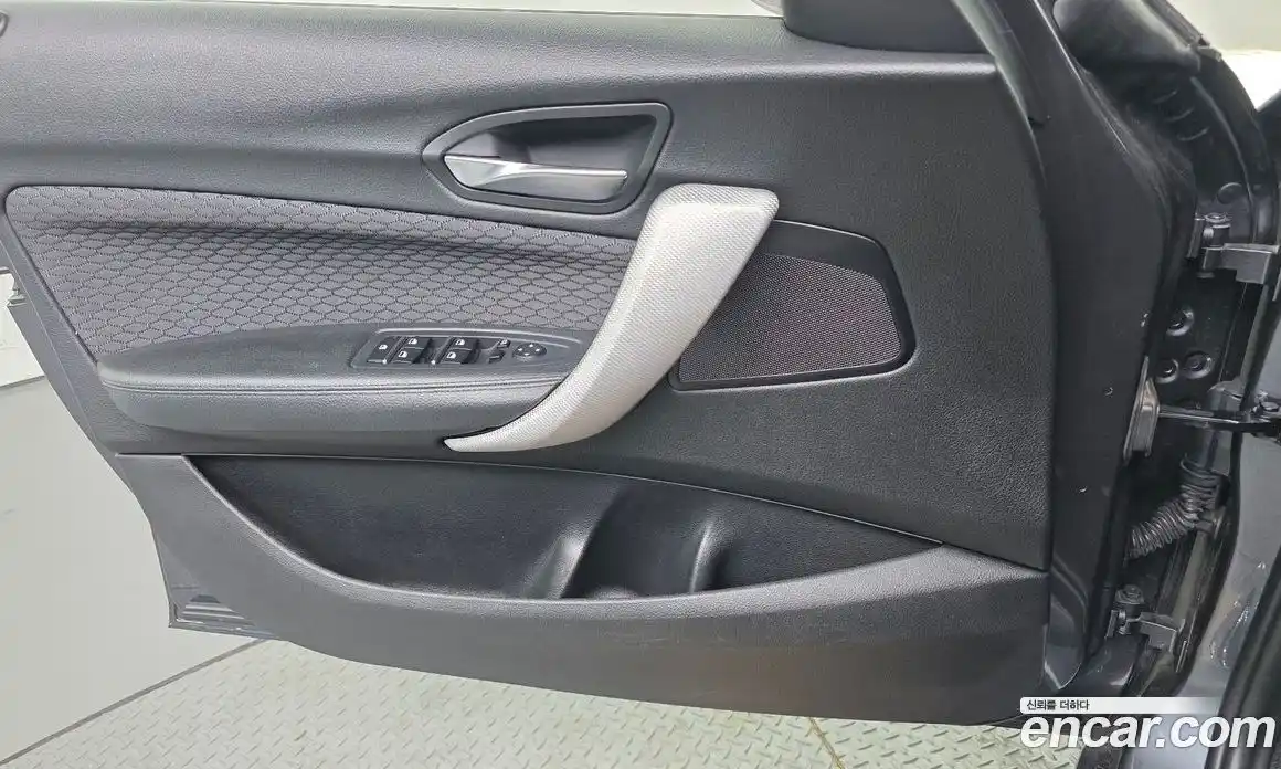 BMW 1-Series 2018 2.0 гидро, фото 14