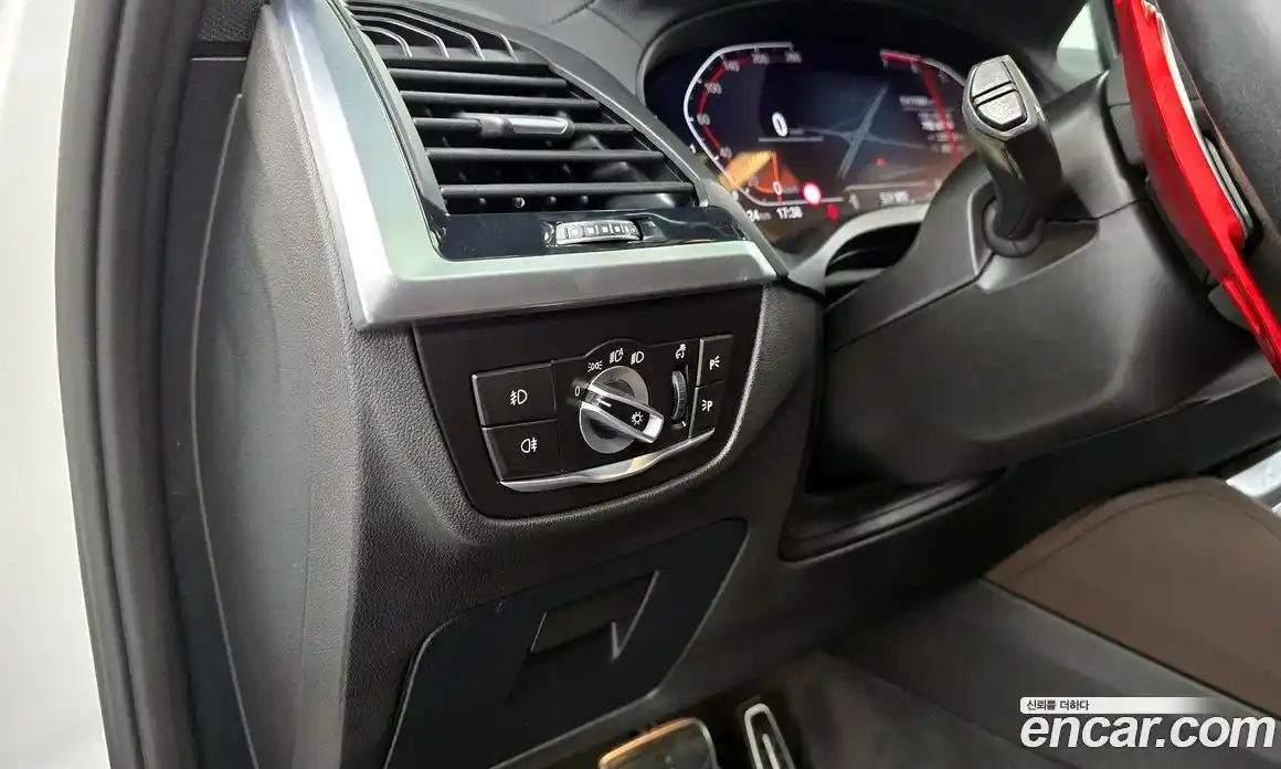 BMW X4 2021 2.0 гидро, фото 17