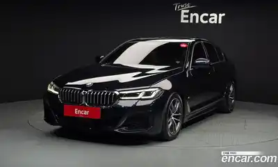 BMW 5-Series, 2022