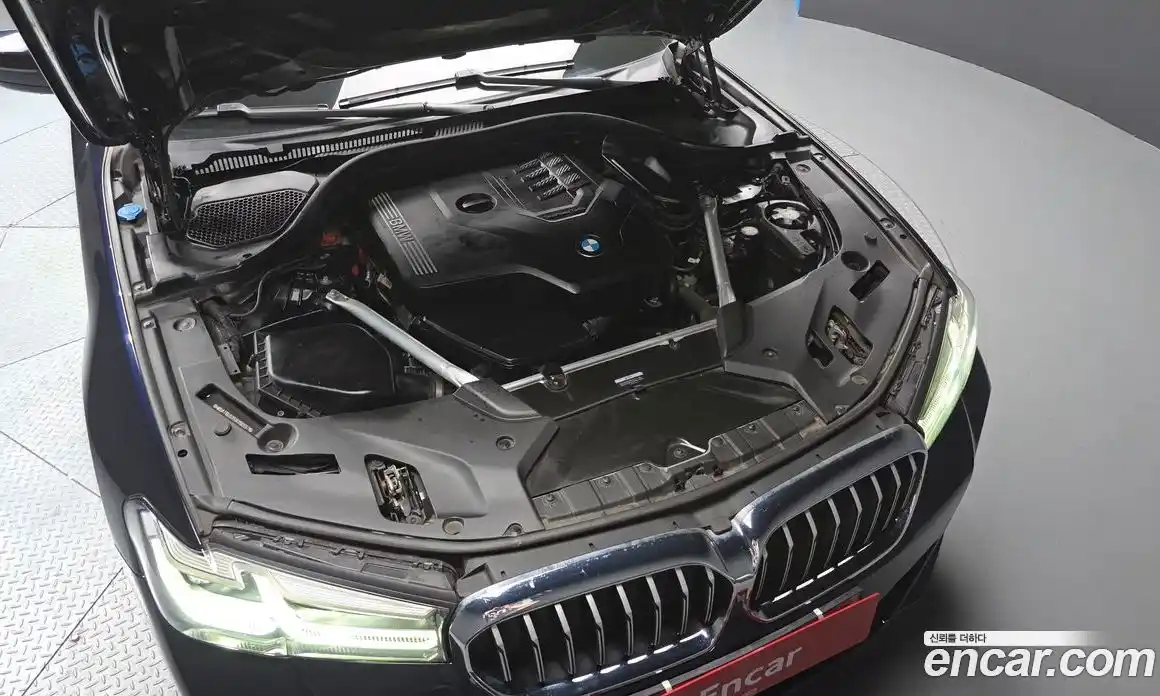 BMW 5-Series 2022 2.0 гидро, фото 6