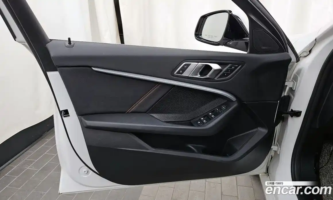BMW 1-Series 2021 2.0 гидро, фото 14