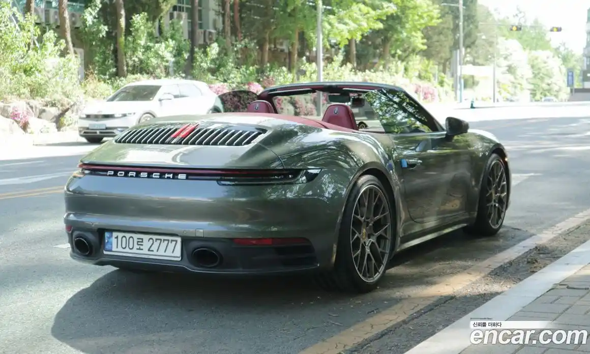 Porsche 911 2021 3.0 автомат (гидро), фото 2