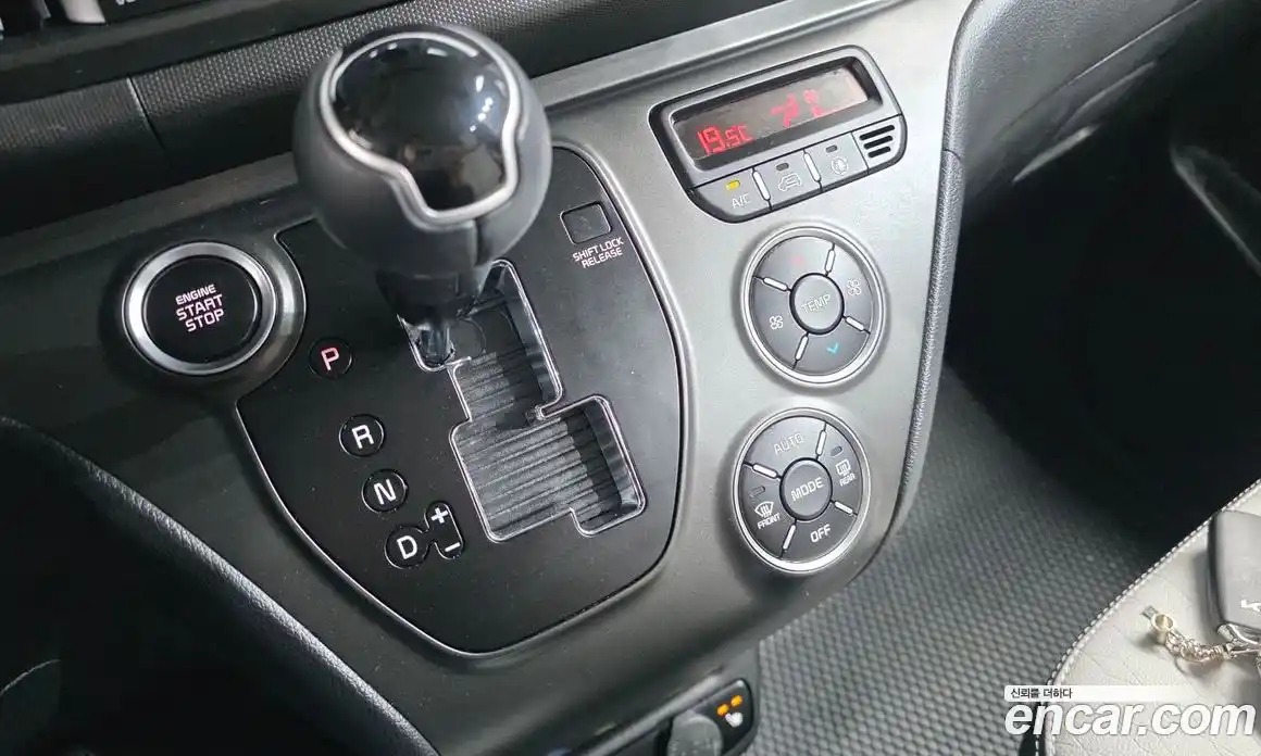 Kia Ray 2024 1.0 гидро, фото 12