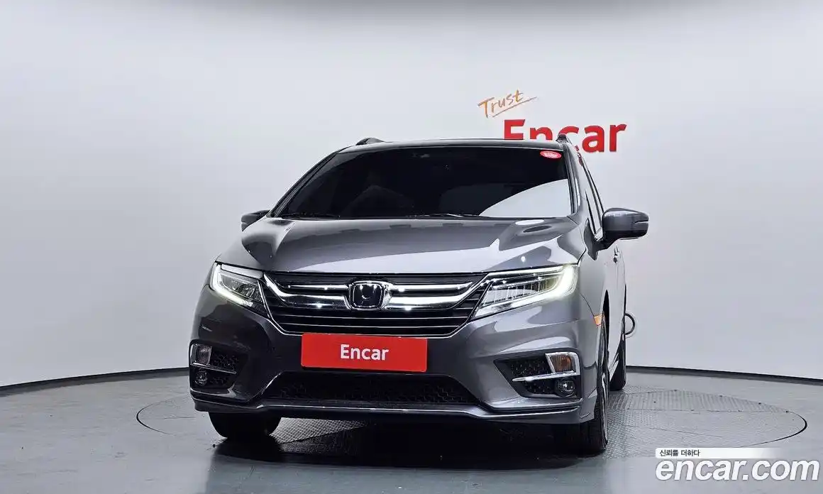 Honda Odyssey 2018 3.5 автомат (гидро), фото 3