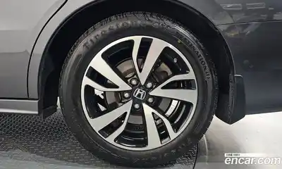 Honda Odyssey 2018 3.5 автомат (гидро), миниатюра 7