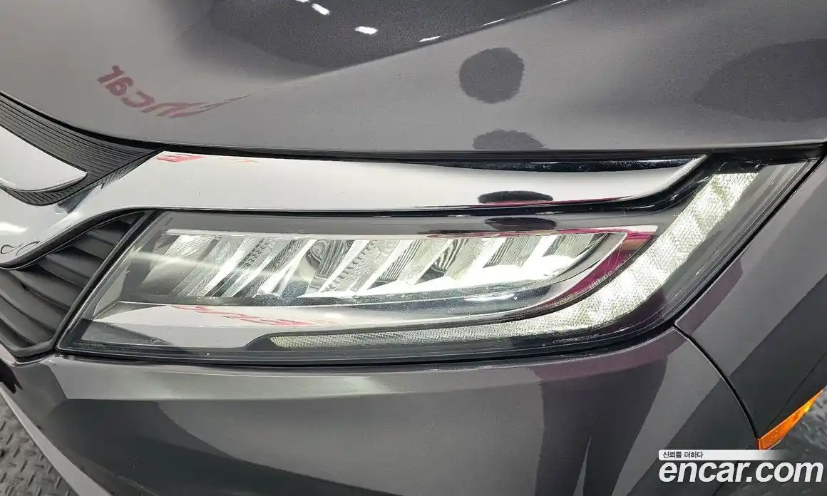Honda Odyssey 2018 3.5 автомат (гидро), фото 8