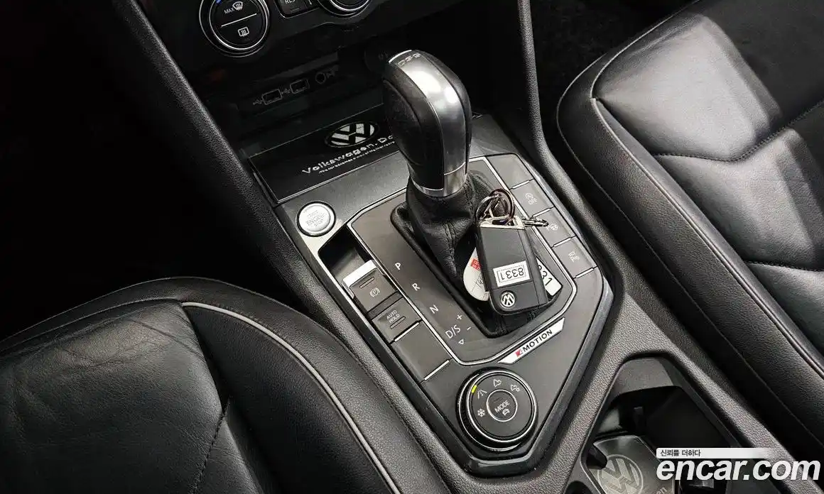Volkswagen Tiguan 2018 2.0 автомат (гидро), фото 9