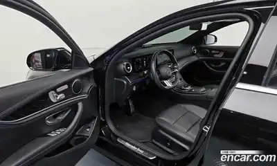 Mercedes-Benz E-Class 2020 1.9 гидро, миниатюра 10